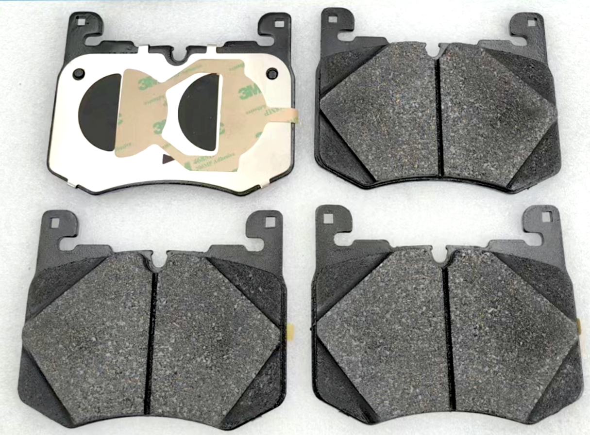 Brake Pads LR134709 for JAGUAR and LAND ROVER