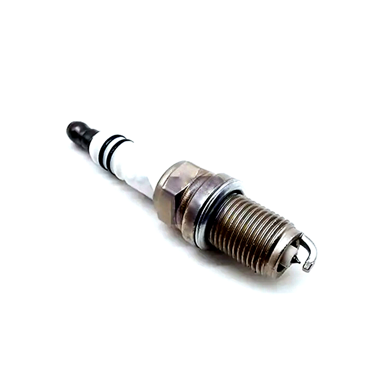Spark Plug Sparking Plug Ignition Plug D20T012-0700 for CHANGAN CS75 PLUS SUV / CS95 SUV